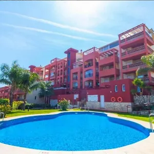 Hermoso alquiler -Piscina - Playa - campo de Golf Benalmádena